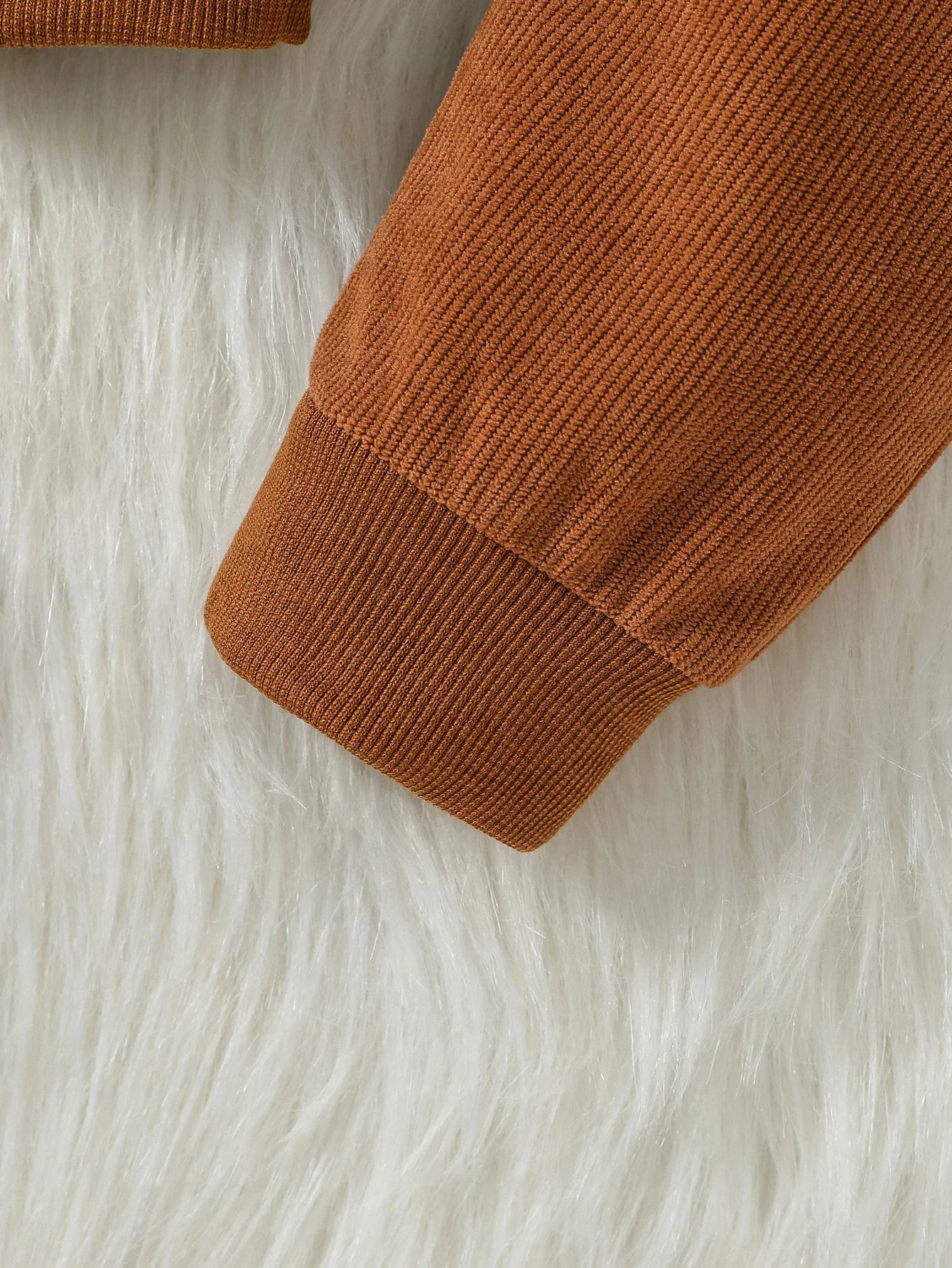Cute Sweatshirt and Pant With Pocket Set for Baby Boys