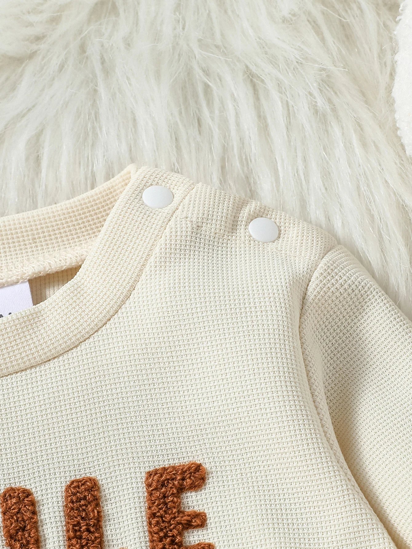 Cute Sweatshirt and Pant With Pocket Set for Baby Boys